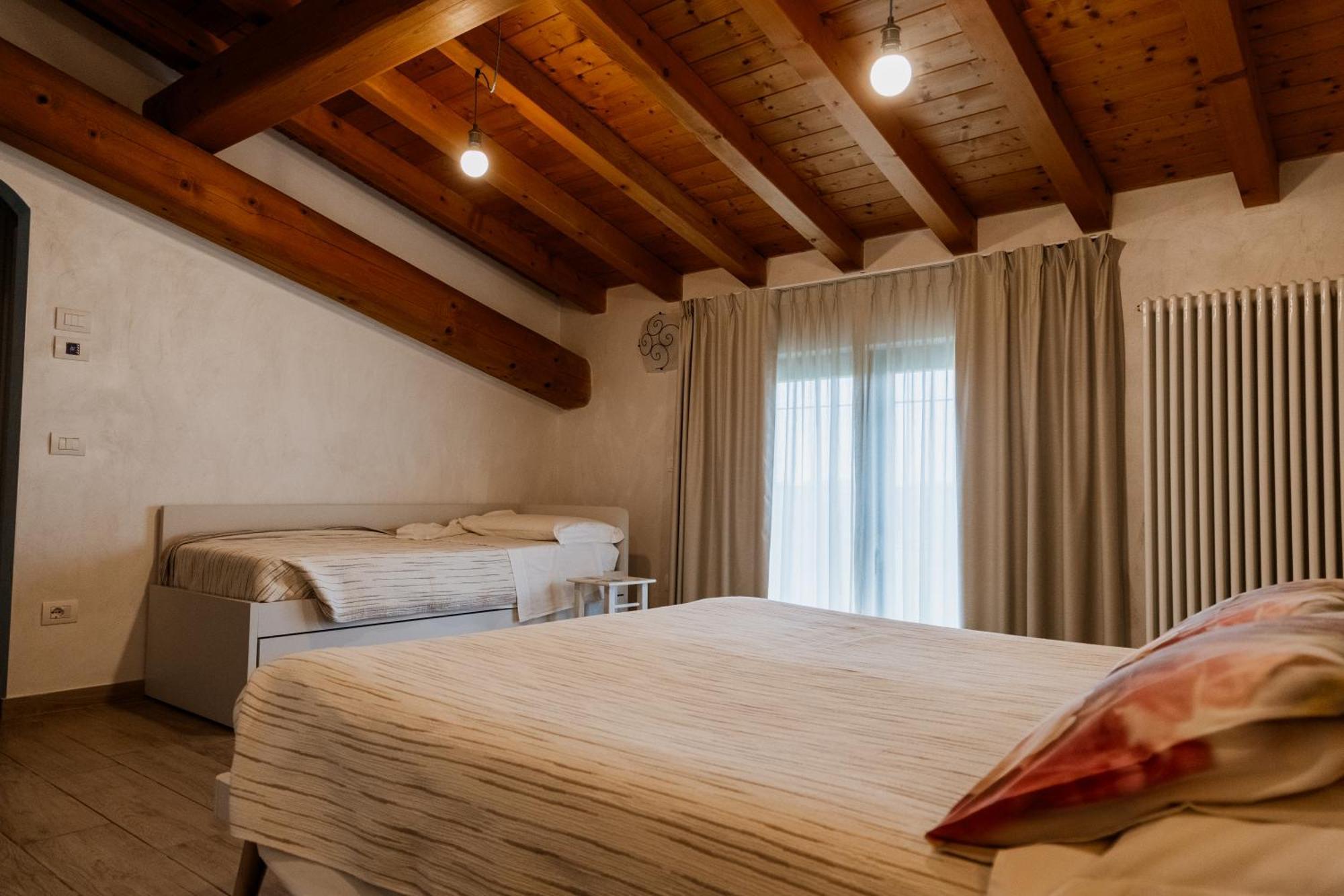 Agriturismo" Il Glicine Bianco" มอนซามบาโน ภายนอก รูปภาพ