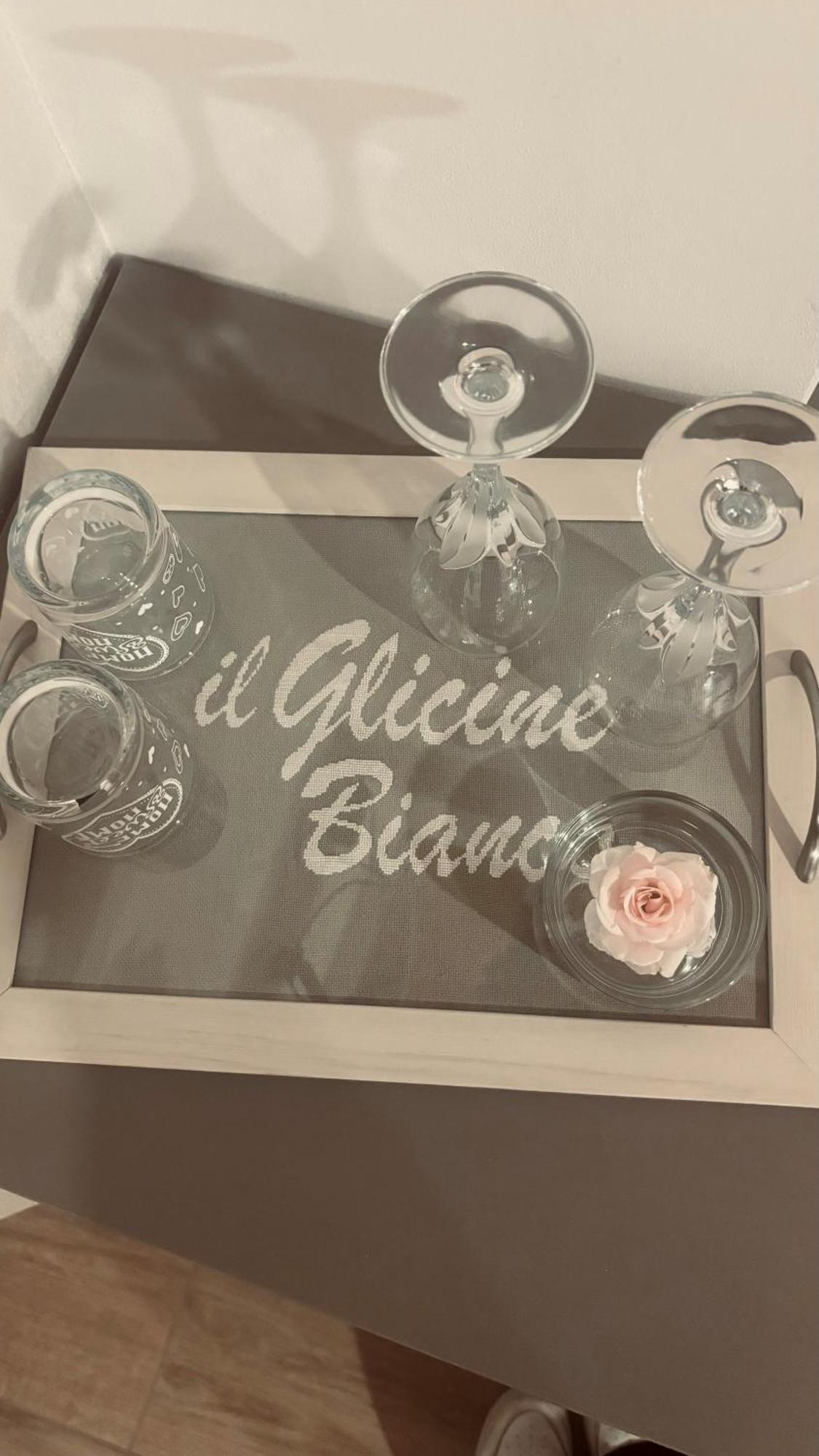 Agriturismo" Il Glicine Bianco" มอนซามบาโน ภายนอก รูปภาพ