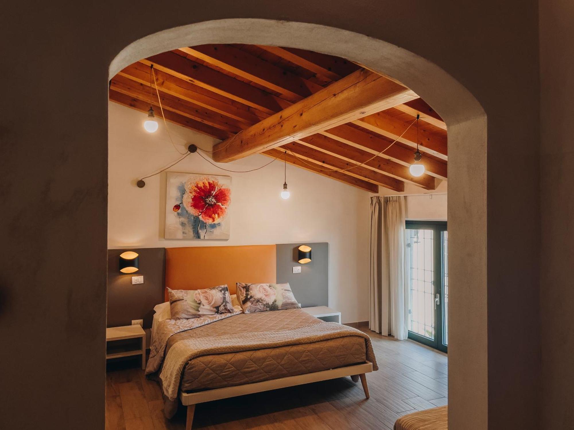 Agriturismo" Il Glicine Bianco" มอนซามบาโน ภายนอก รูปภาพ
