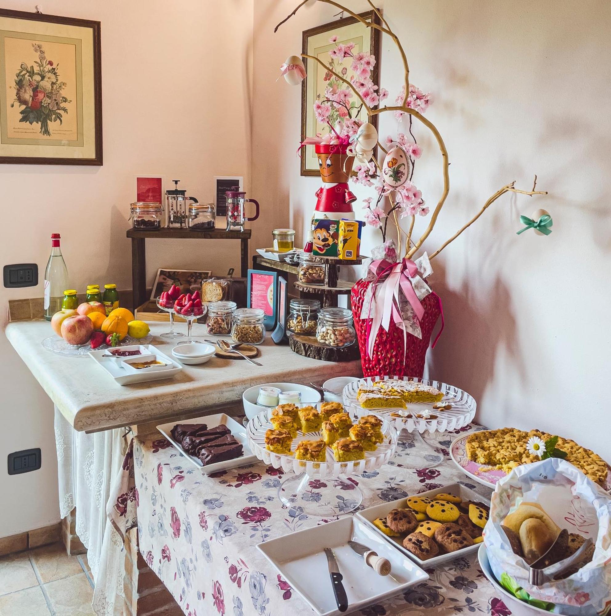 Agriturismo" Il Glicine Bianco" มอนซามบาโน ภายนอก รูปภาพ