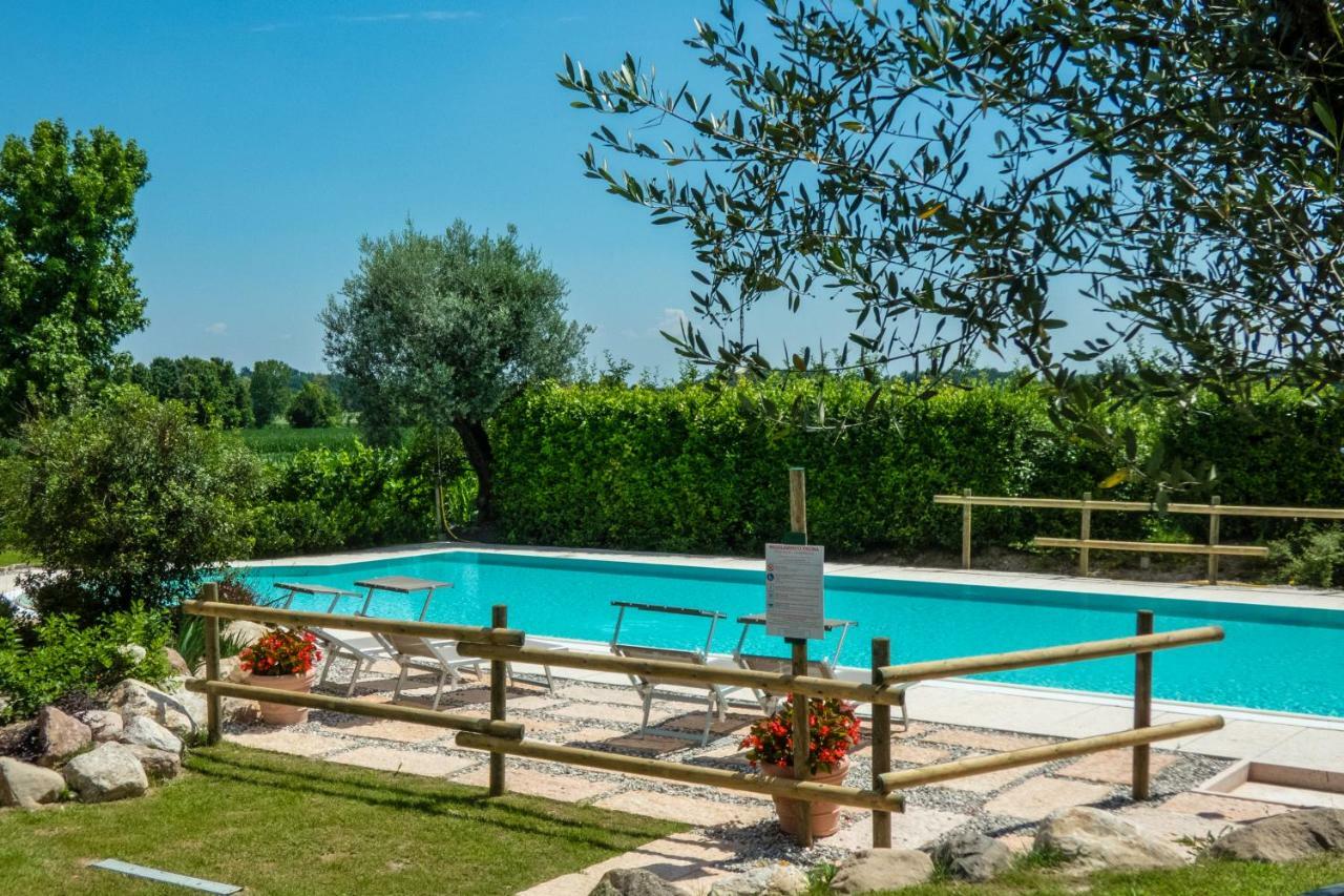 Agriturismo" Il Glicine Bianco" มอนซามบาโน ภายนอก รูปภาพ